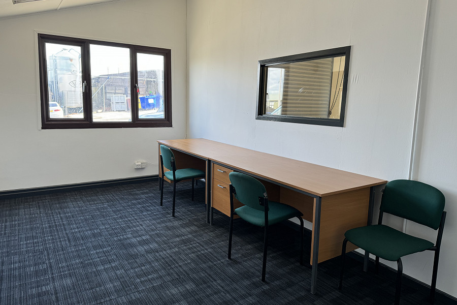 To Rent: Unit 3 at 4J’s Workspace – 5550 sq ft