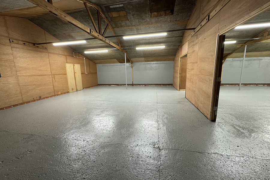 To Rent: Unit 1 at 4J’s Workspace – 2886 sq ft